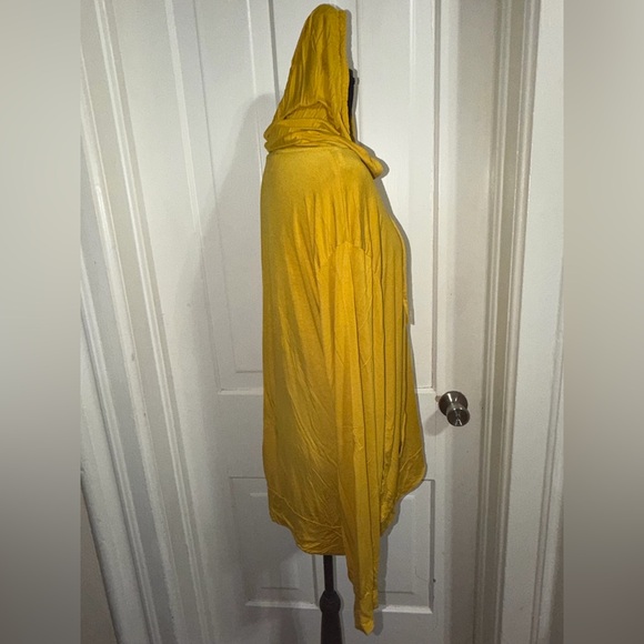 Women's plus size 3XL hoodie, sweater Yellow zip up hoodie light weight summer - Picture 3 of 6
